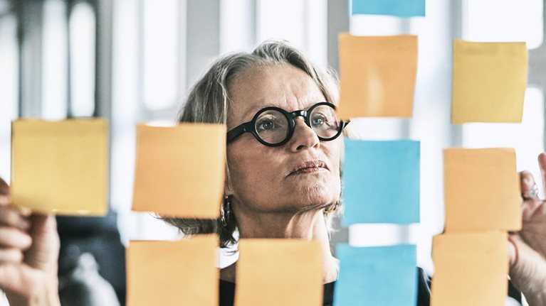 Seeing the savings: Toward transparent management of portfolio companies