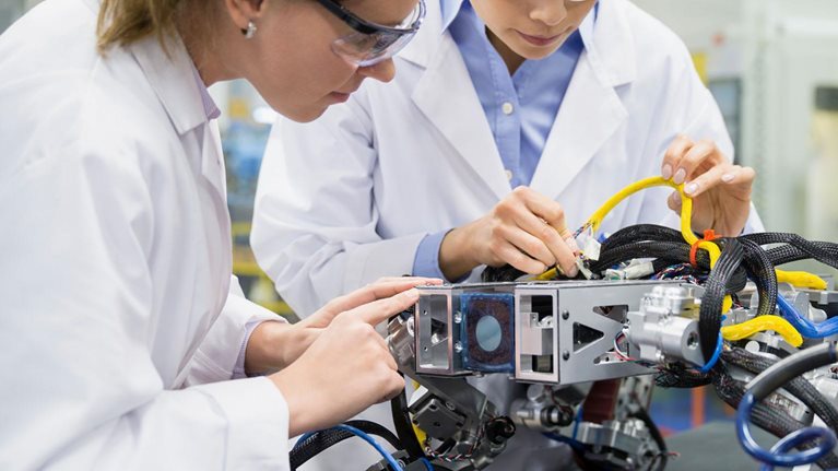 Closing-skills-gap_1536x1536_0-offset_Standard