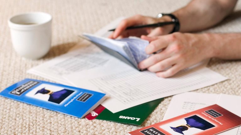 Pioneering-a-customer-experience-1536x1536-400_Standard