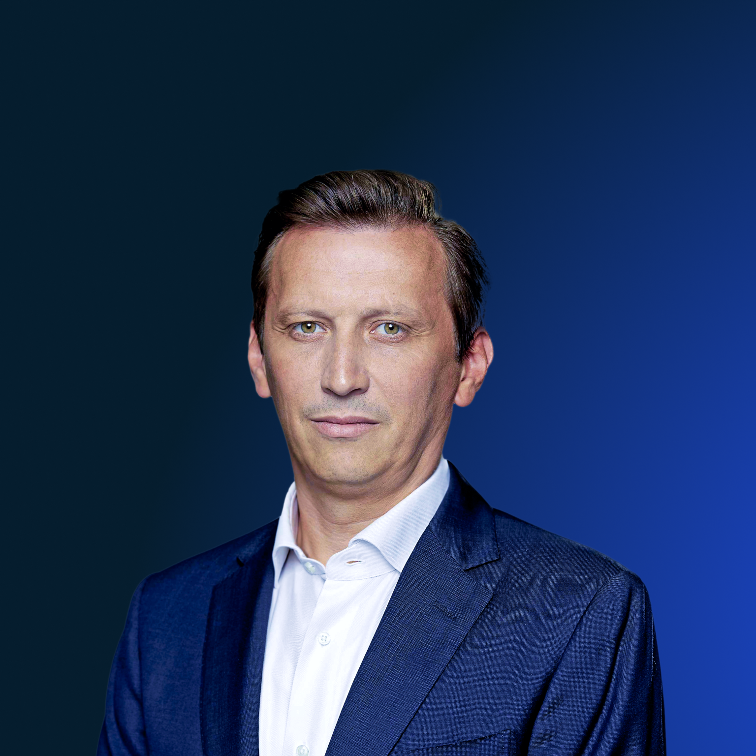 Lionel Souque headshot