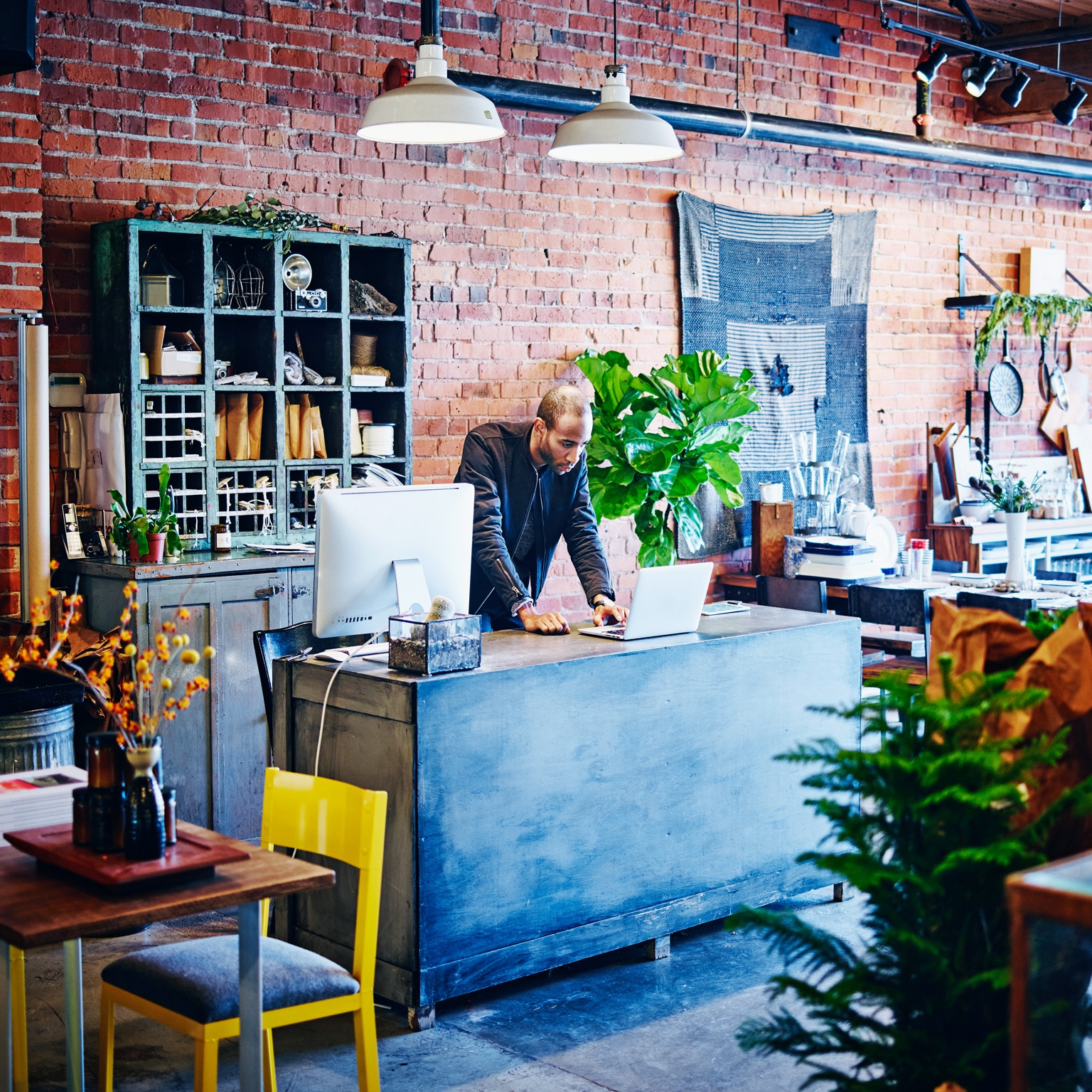 在充满挑战的经济环境中赢得SMB科技市场