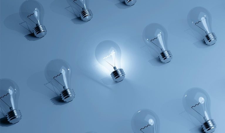 multiple light bulbs