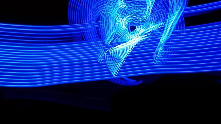 Reinventing telco networks: Five elements of a successful transformation