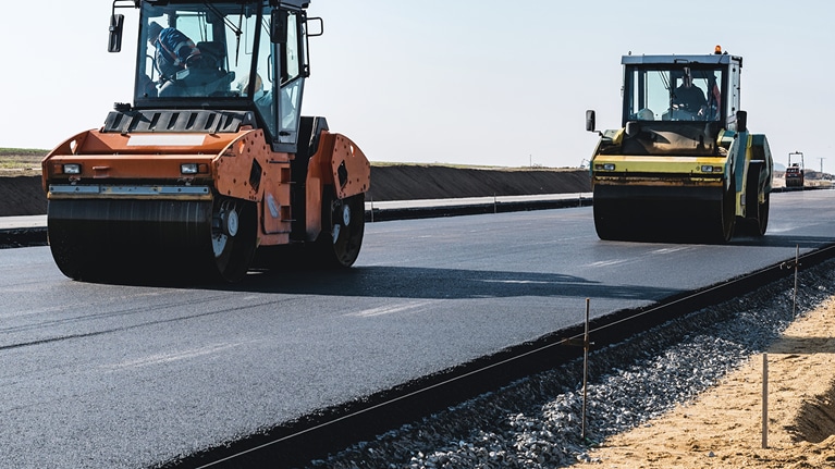 Finding the right (of) way to efficient road operation and maintenance