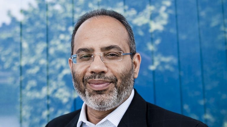 Portrait of Carlos Lopes.