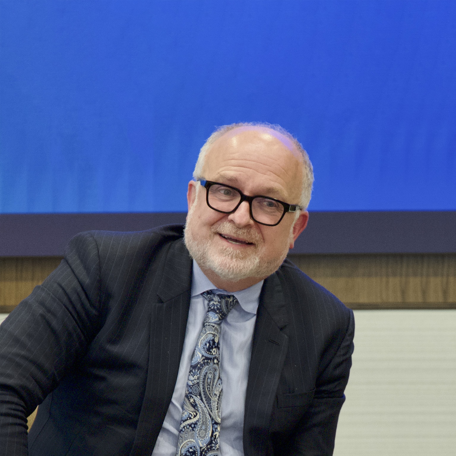  Image of Andrew Scott in being a speaker at an event.