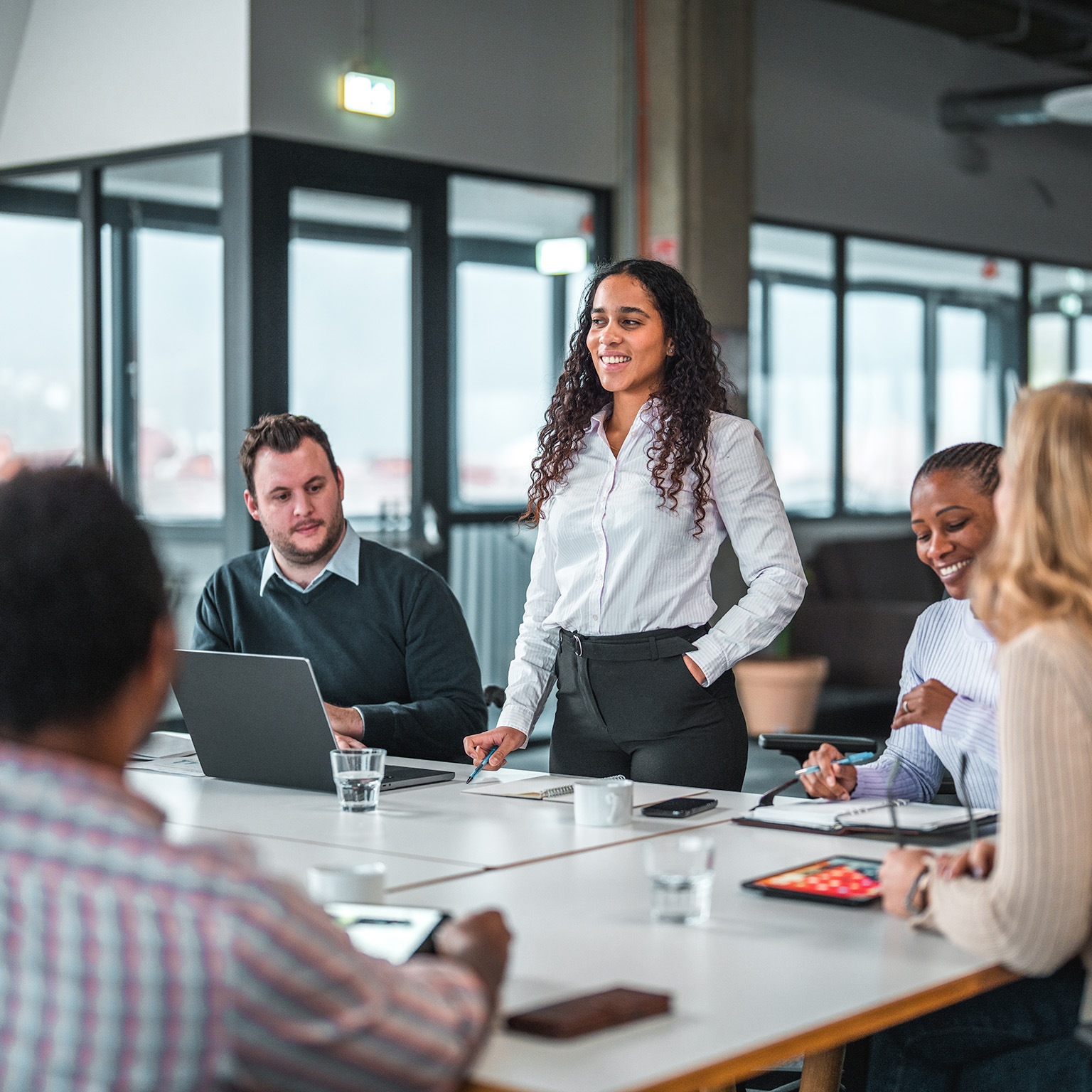 Report: Latinos make $288B less than non-Hispanics annually